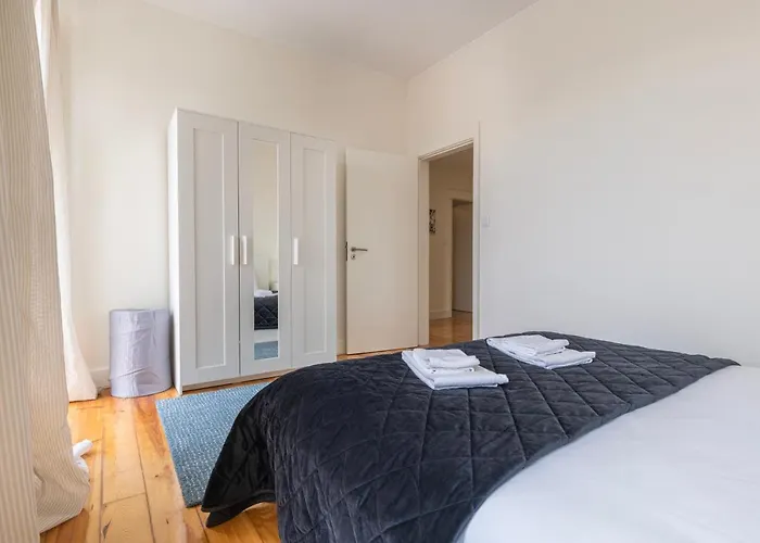 2bdr Charm In Belem's Heart By Lovelystay Appartement