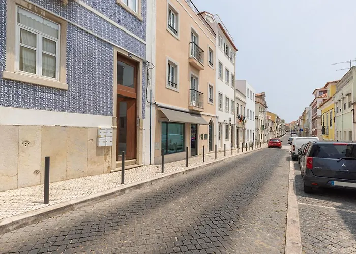 Appartement 2bdr Charm In Belem's Heart By Lovelystay *